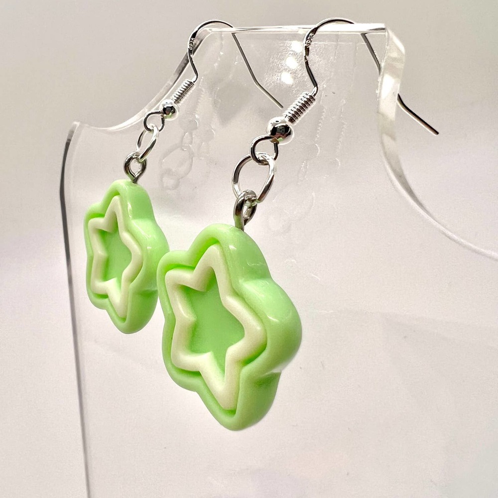 Star Earrings Barbie Earrings - Pastel Earrings - Kawaii Earrings - DDLG Earring - Picture 3 of 11